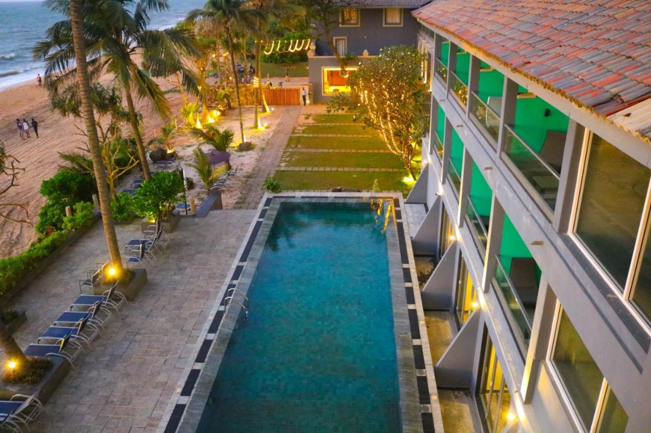 Earl'S Regent Negombo Hotel Exterior foto
